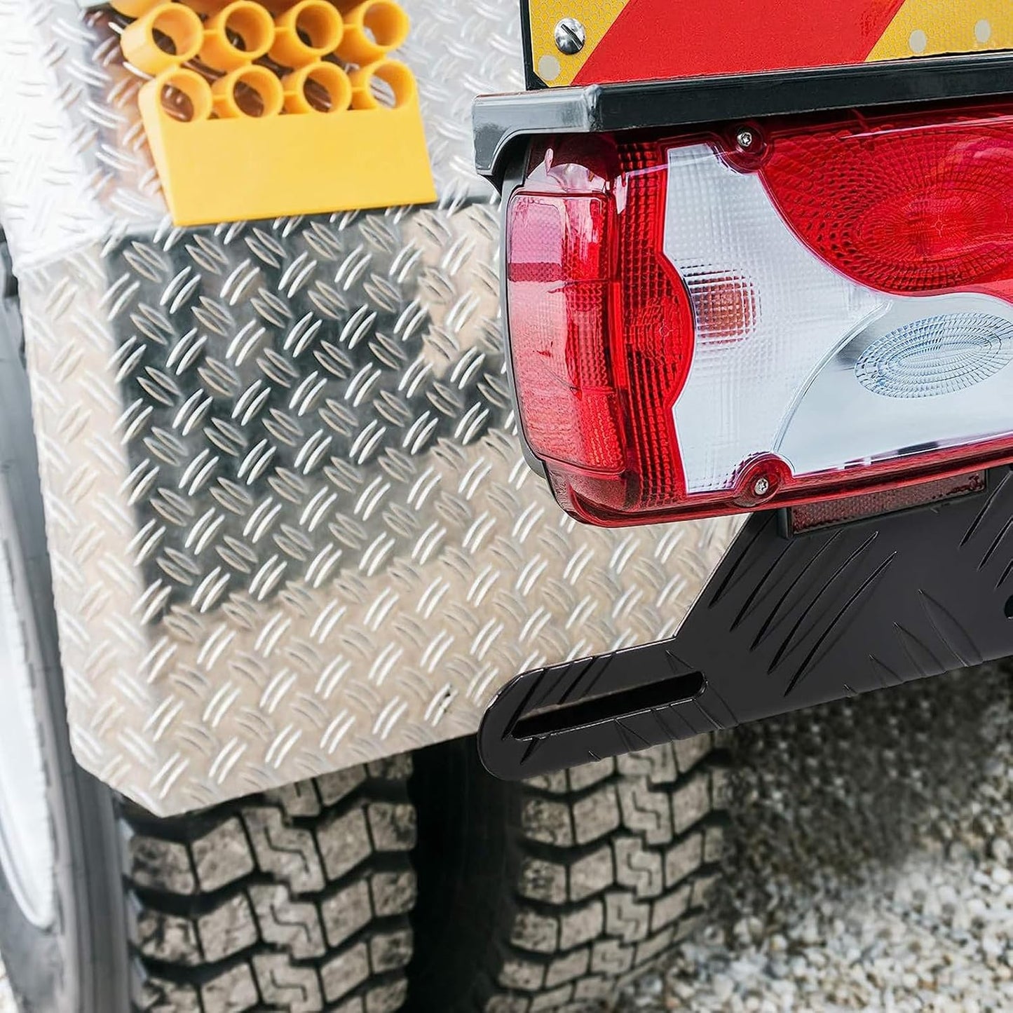 Car Aluminum License Plate Light Bracket, Auto License Plate Holder Bracket and Light Mount, Universal Vehicle Exterior Accessories for UTV ATV Trailer Truck RV Motorcycles (Black)